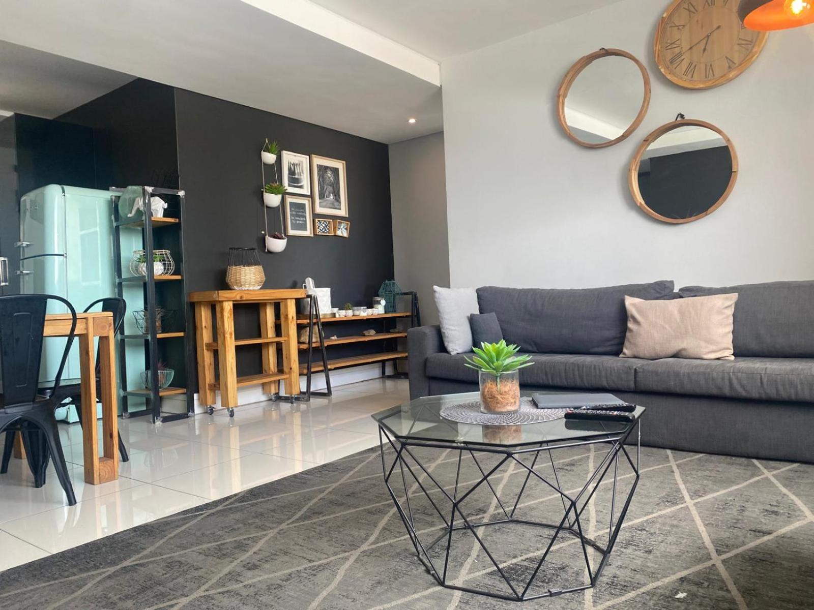 77 On Independence Apartments Windhoek Eksteriør billede